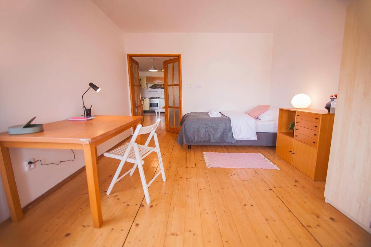 Slavikova Residence Prága Kültér fotó